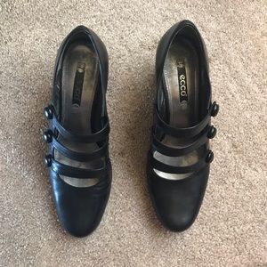 39 Ecco Women’s Eindhoven 3 Strap